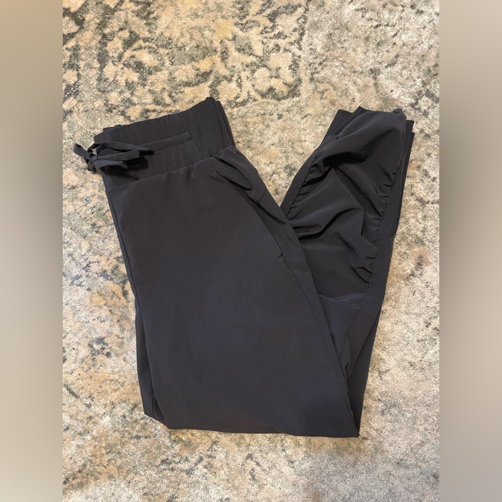 Target : All In Motion ~ workout joggers